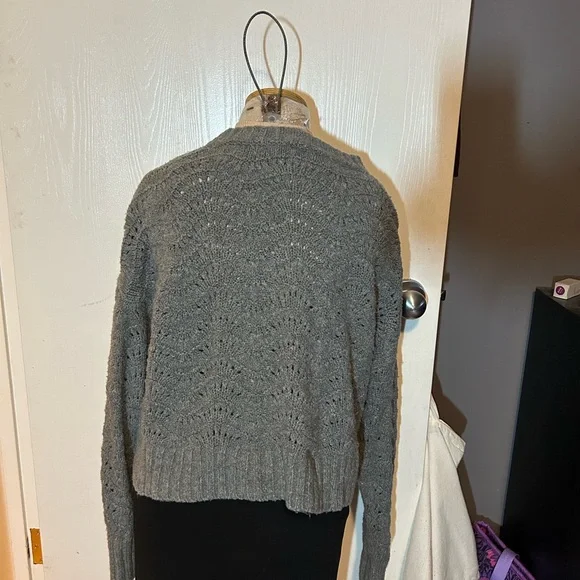 American Eagle Outfitters Gray Knit Sweater - Picture 2 of 8